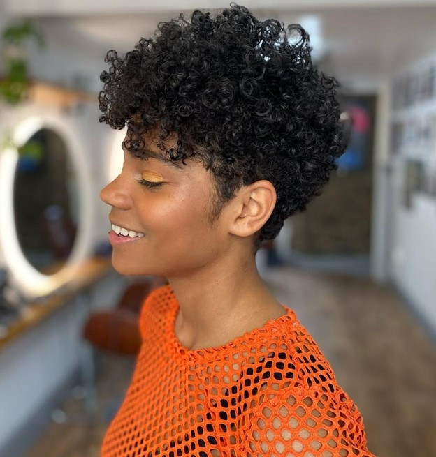ухо Textured Dark Brown Curly Pixie — Work Pixie 2027