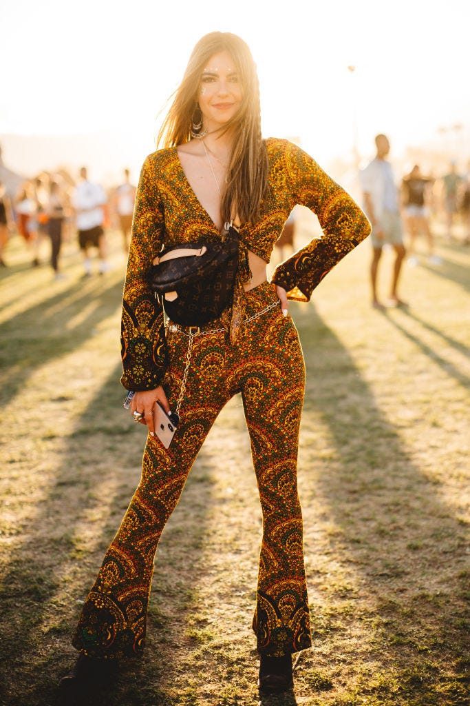 Vibrant Paisley Set with Festival Accessories — Summer Country Concert Outfits 2027