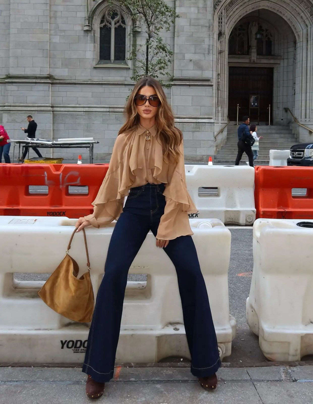 Clogs Outfit Idea Clogs Outfit Idea — Fall Outfits 2026