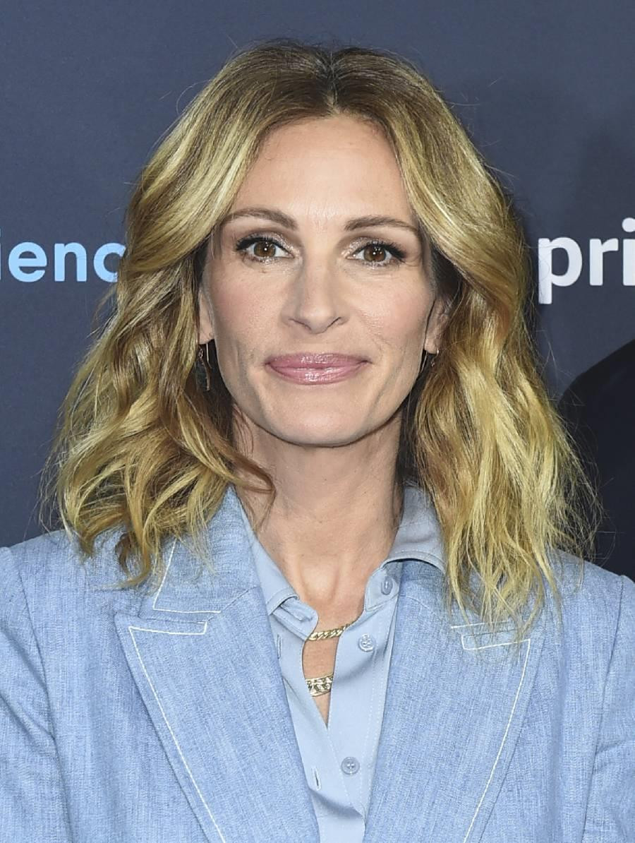 Side Swept Visual Idea Side Swept Visual Idea — Blonde Lob 2027