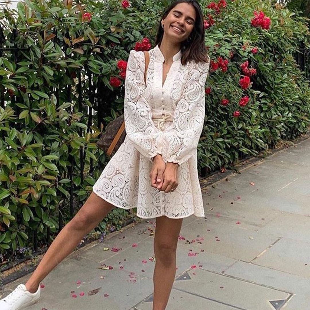 White Lace Mini Dress with Low-Top Sneakers White Lace Mini Dress with Low-Top Sneakers — White Sneakers Outfits 2027