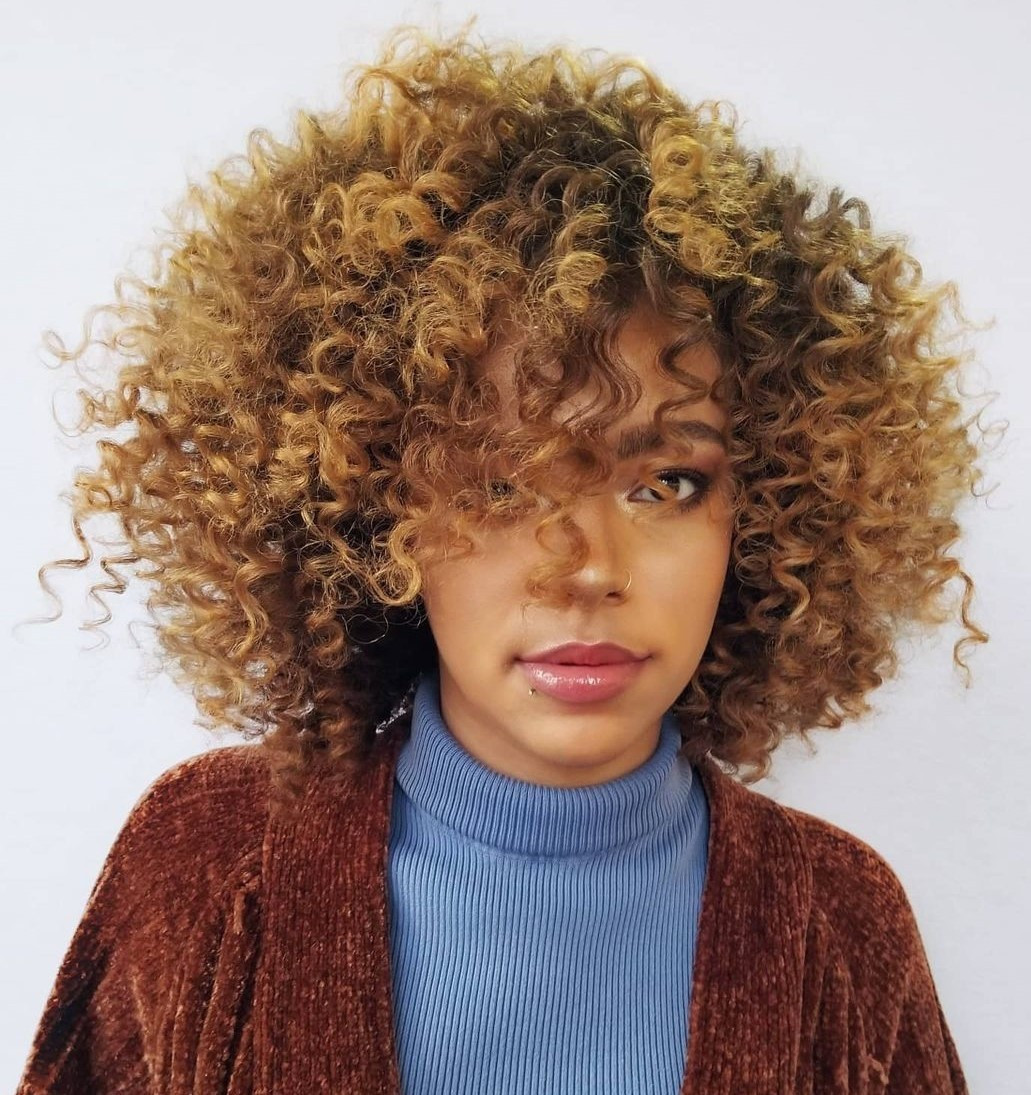 Shoulder-Length Curls with Caramel Highlights Shoulder-Length Curls with Caramel Highlights — 3C Hairstyles 2027