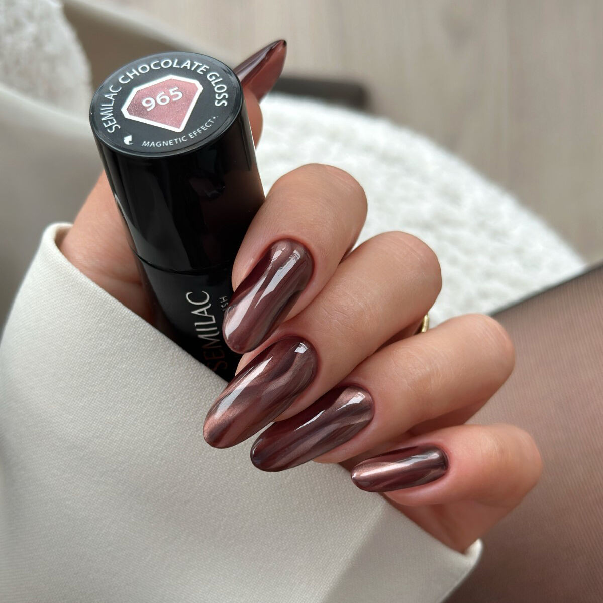 Chrome Magnetic Visual Idea Chrome Magnetic Visual Idea — Chocolate Brown Nails 2027