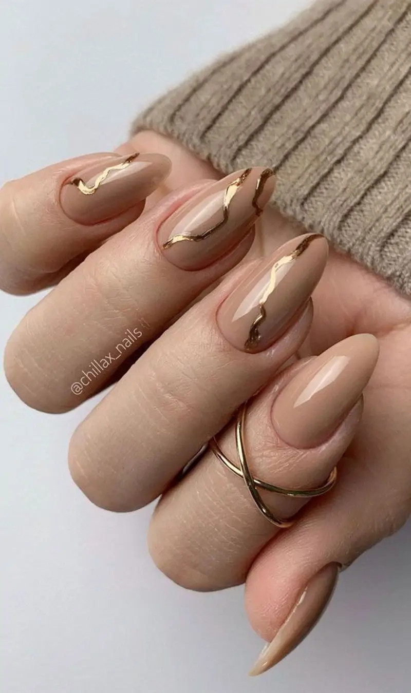 Abstract Gold Line Medium Beige Nails Abstract Gold Line Medium Beige Nails — Nude Nails 2027