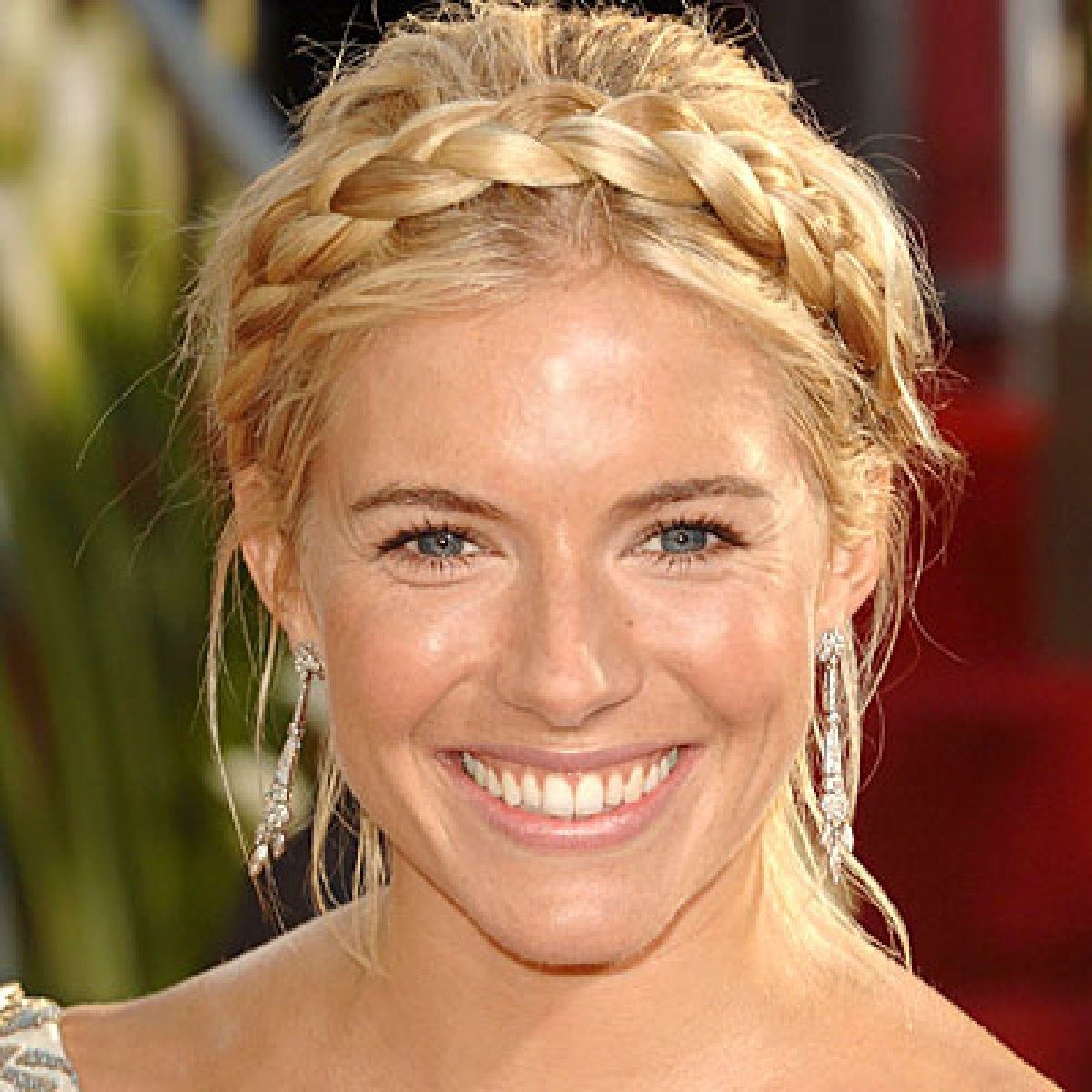 Shoulder Visual Idea — Greece Hairstyles 2027