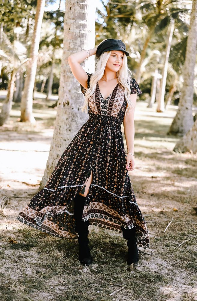 Bohemian Printed Maxi Dress with Knee-High Boots and Newsboy Cap Bohemian Printed Maxi Dress with Knee-High Boots and Newsboy Cap — Savannah Outfits 2027