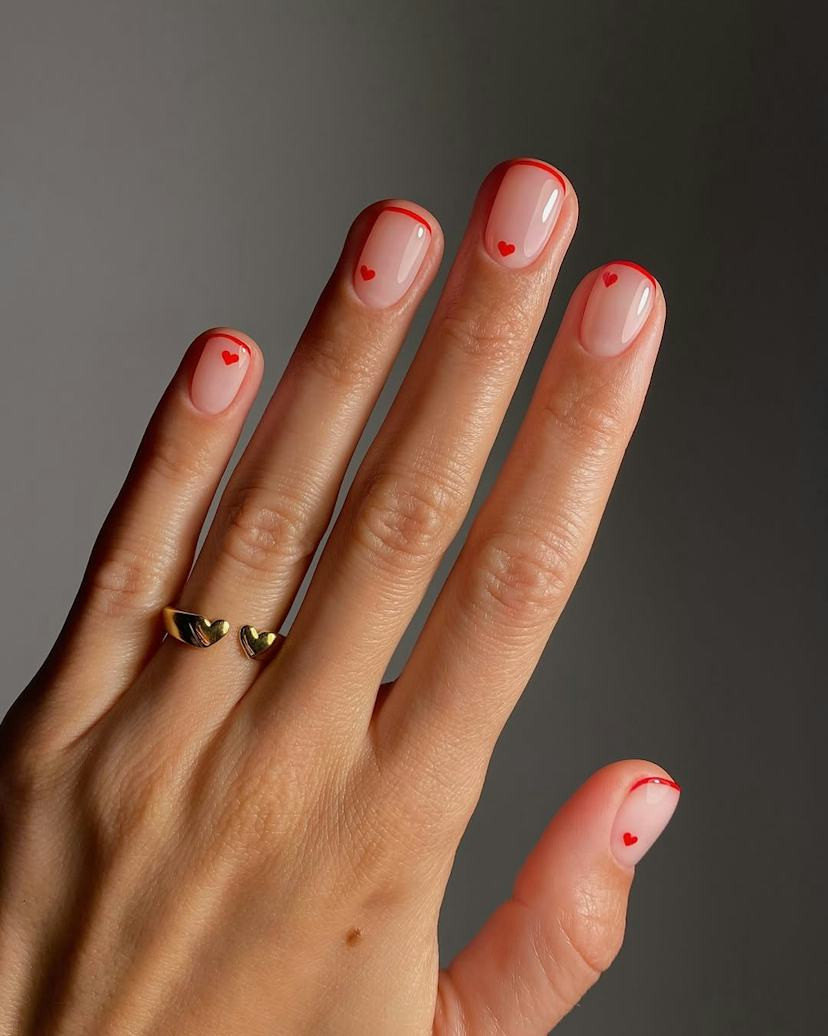 Glossy Short Square Red Heart Bed Glossy Short Square Red Heart Bed — Valentines French Tip Nails 2027