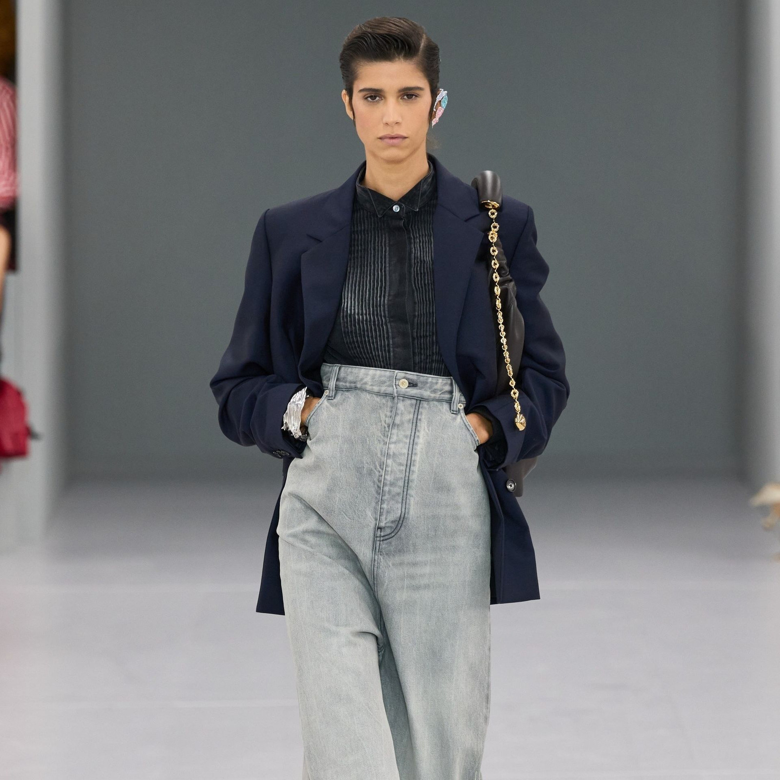 Smart Casual Blend: Relaxed Jeans with a Blazer and Loafers Smart Casual Blend: Relaxed Jeans with a Blazer and Loafers — High Waisted Jeans 2027