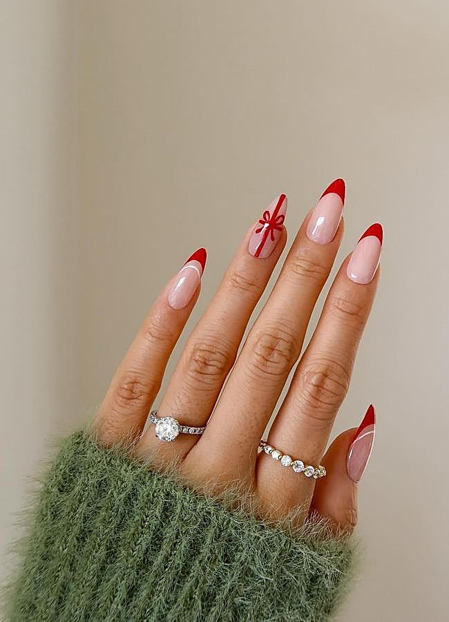 Red Bows and Cuticle Line Art Red Bows and Cuticle Line Art — Christmas Bow Nails 2026