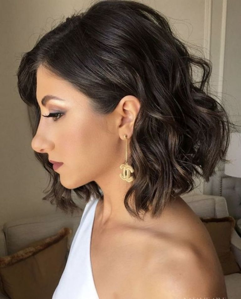Chin Visual Idea Chin Visual Idea — Graduation Hairstyles 2027 for Short Hair
