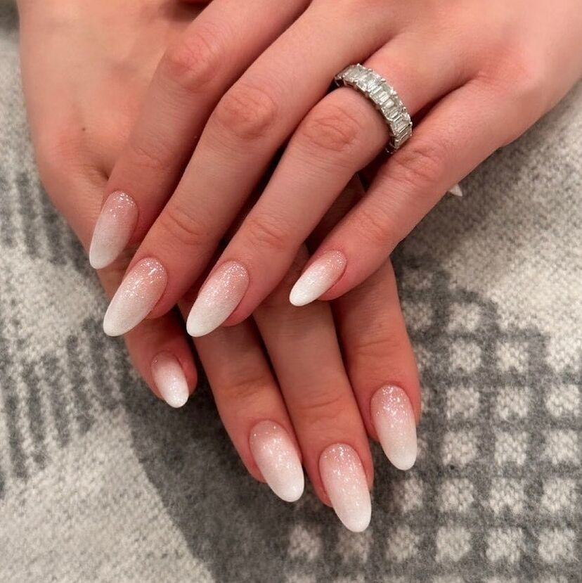 Glitter Fade Ombre Oval Glitter Fade Ombre Oval — Winter Nail Trends 2027