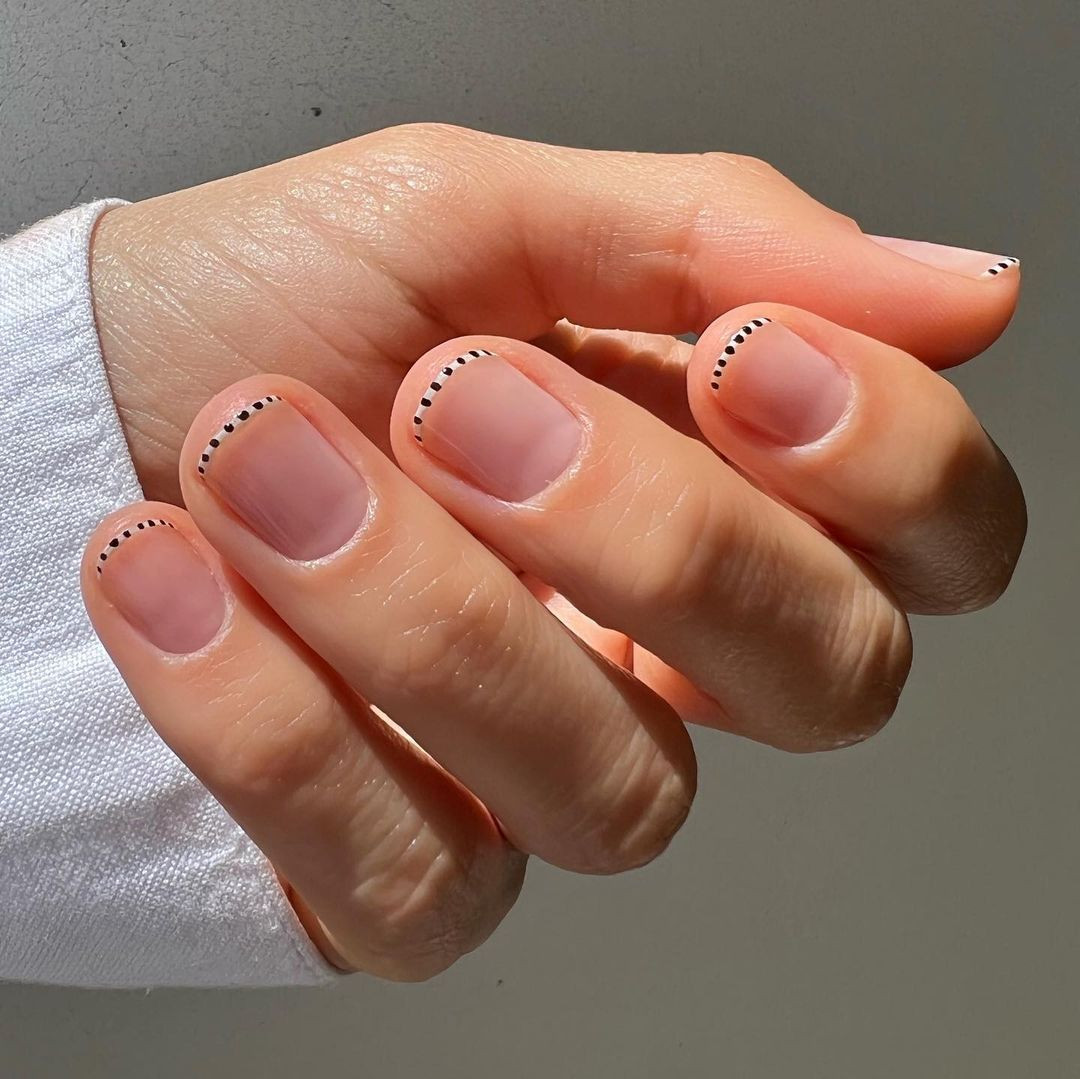 Suitable For Winter Visual Idea Suitable For Winter Visual Idea — Short Winter Nails 2027