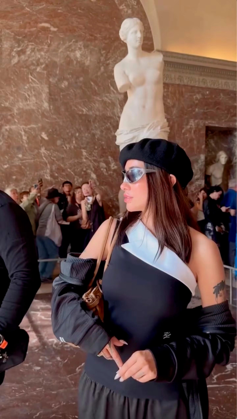Monochromatic Modern: Black Beret with Asymmetrical Top Monochromatic Modern: Black Beret with Asymmetrical Top — Beret Outfits 2027