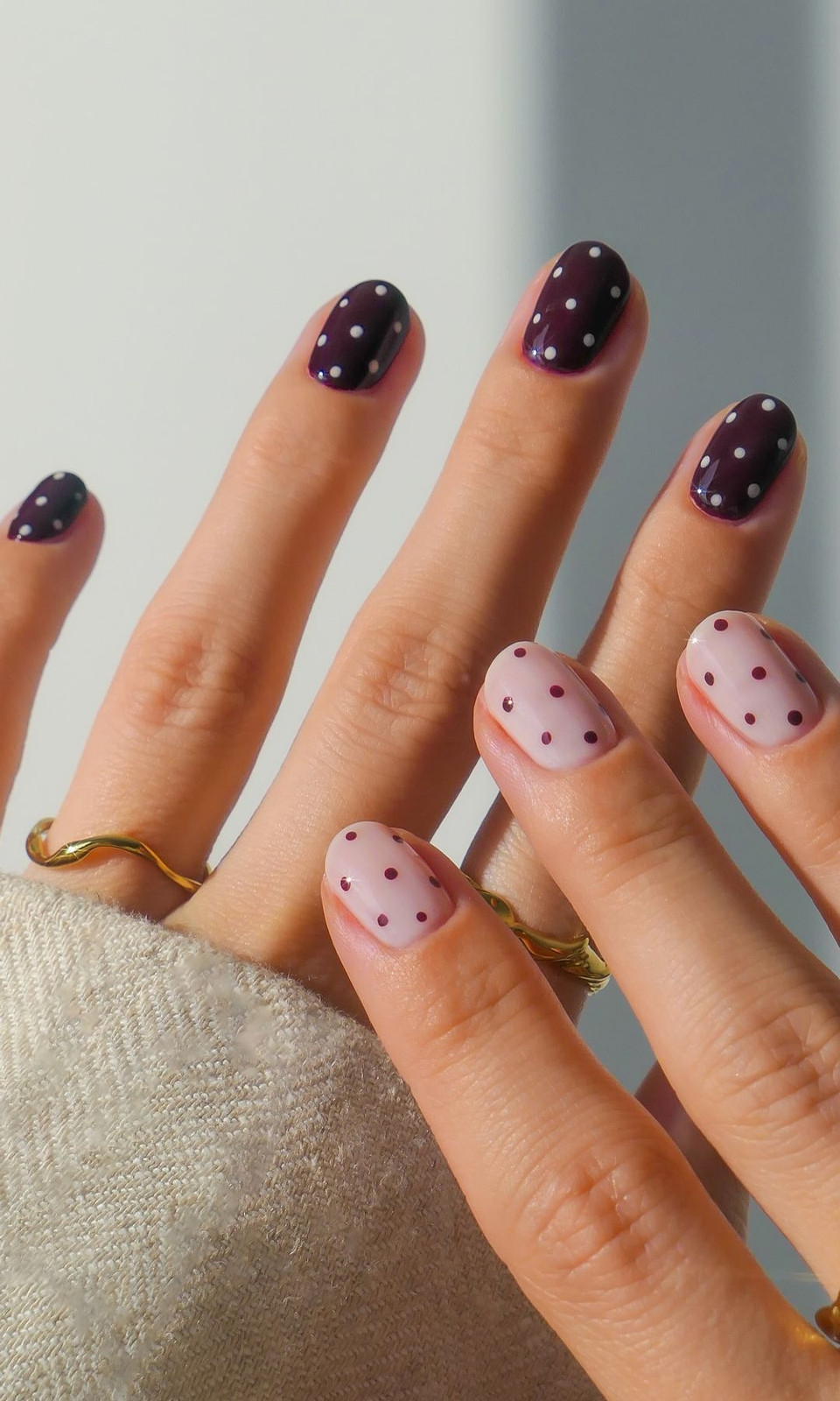 Visual Idea — Short Oval Nails Feature A Glossy Finish Visual Idea — Short Oval Nails Feature A Glossy Finish — Mom Nails 2027