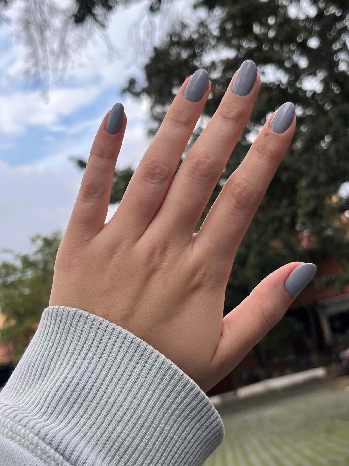 Solid Glossy Medium Gray Oval Nails — Suggesting A Cool Or Winter Day Solid Glossy Medium Gray Oval Nails — Suggesting A Cool Or Winter Day — Winter Gray Nails 2027