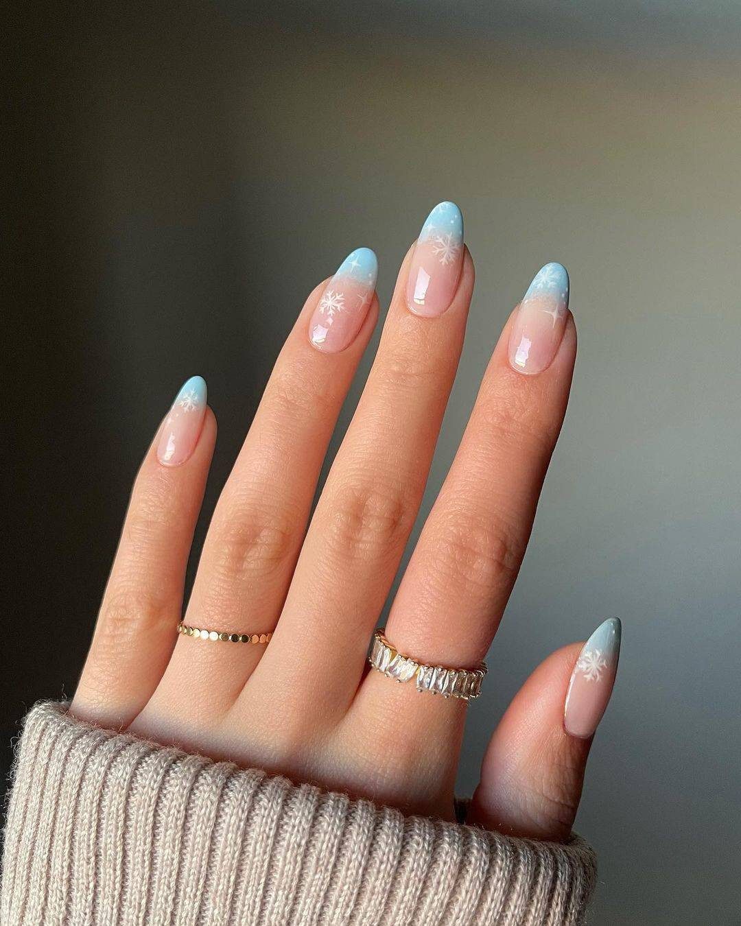 Snowflakes Visual Idea Snowflakes Visual Idea — Winter Nails 2027