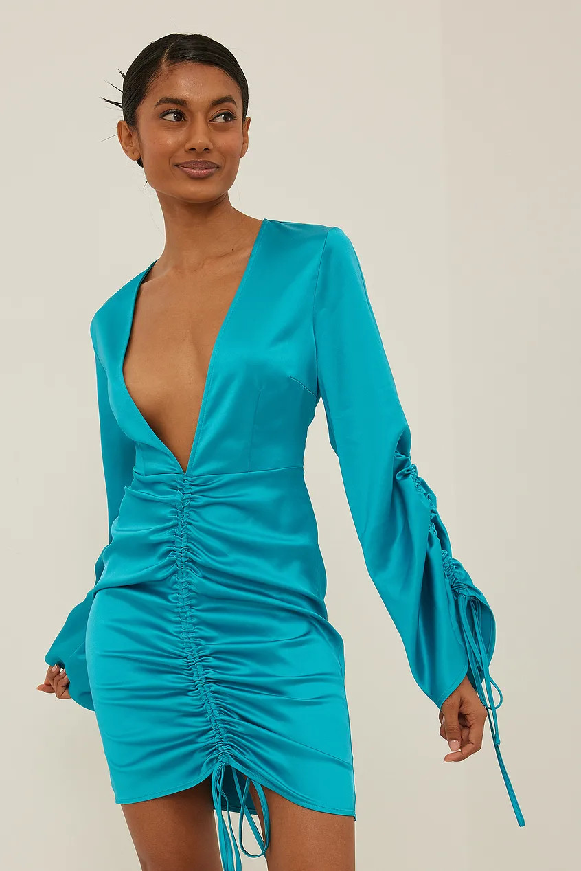 Glamorous Night Out: Teal Satin Mini Dress with Ruching Glamorous Night Out: Teal Satin Mini Dress with Ruching — Satin Dresses 2027