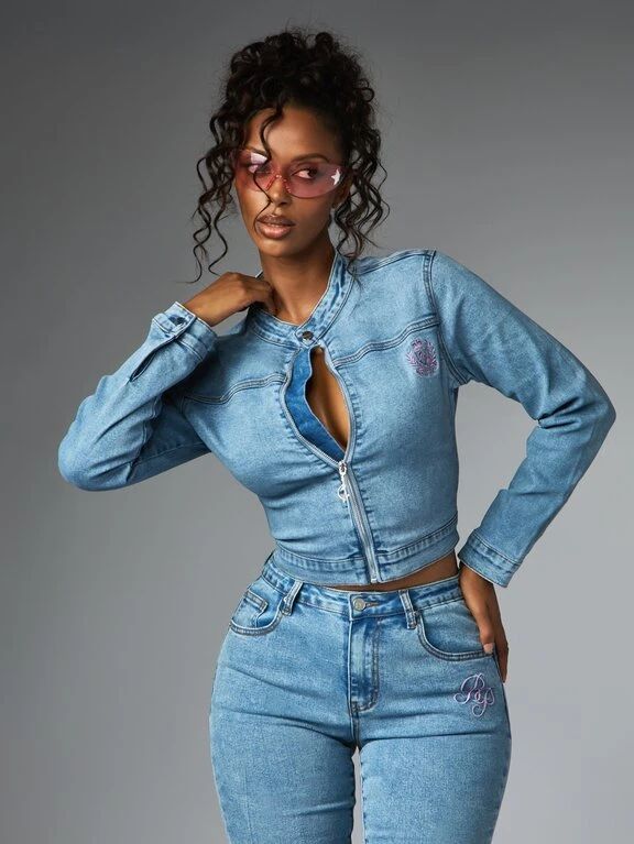 Keyhole Neckline Denim Jacket and Bralette Keyhole Neckline Denim Jacket and Bralette — Cowgirl Outfits 2027