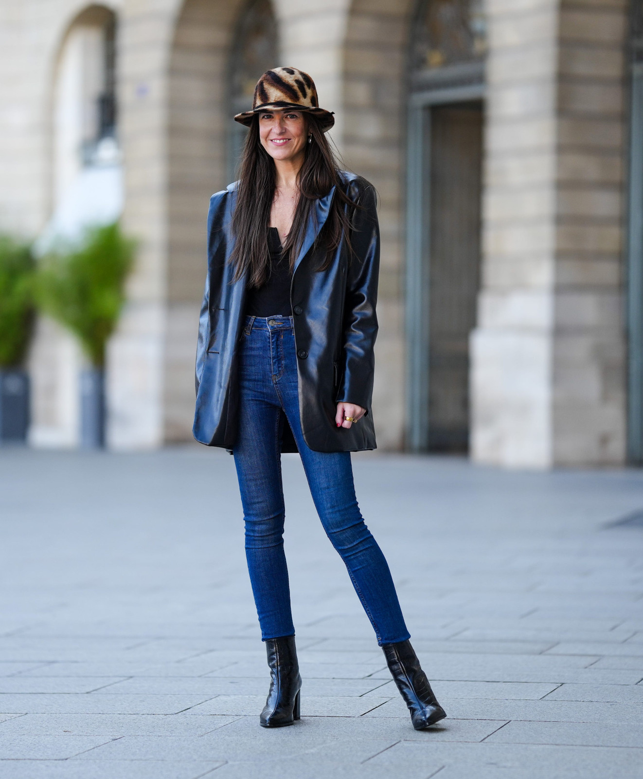 Edgy Appeal: Leather Blazer and Animal Print Hat Edgy Appeal: Leather Blazer and Animal Print Hat — Skinny Jeans Outfits 2027