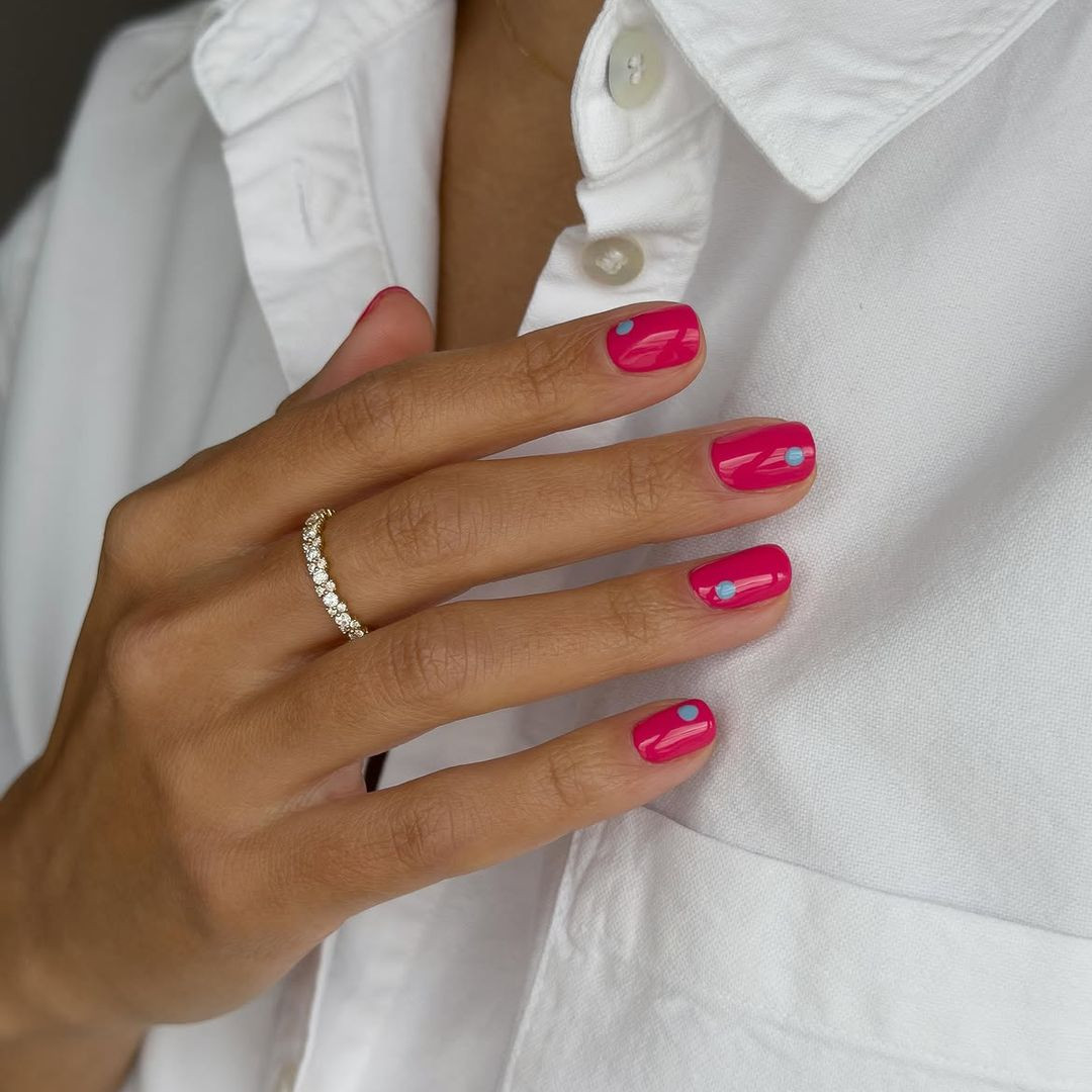 Vibrant Pink Blue Dot DIY Square Nails Vibrant Pink Blue Dot DIY Square Nails — Simple Summer Nails 2027