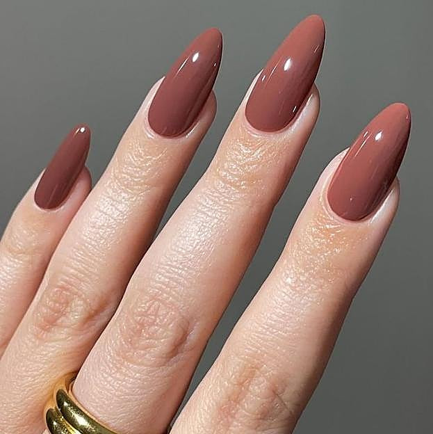 Medium Taupe Brown Visual Idea Medium Taupe Brown Visual Idea — Mocha Nails 2027