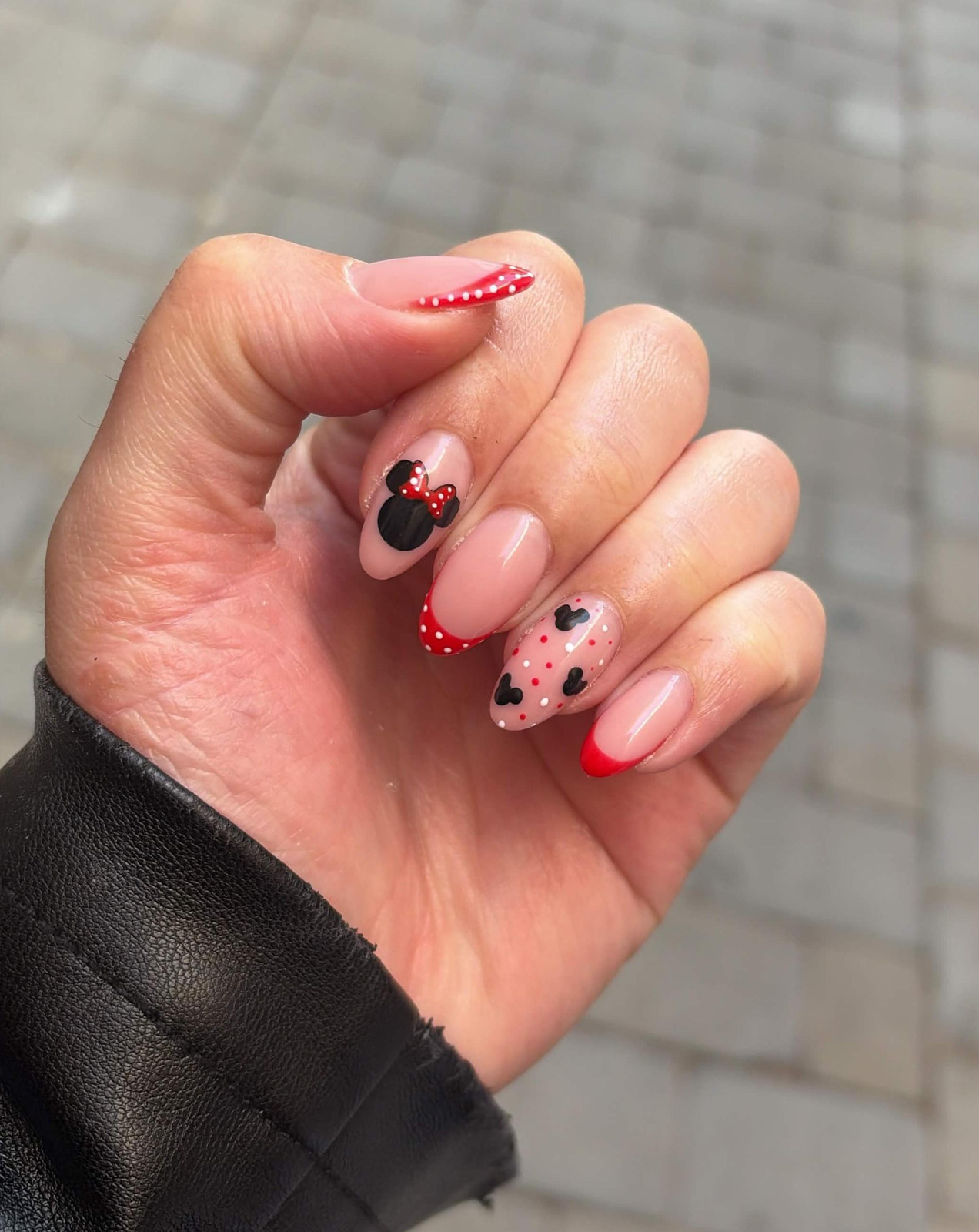 Nude Base Red Black White Visual Idea Nude Base Red Black White Visual Idea — Disney Nails 2027