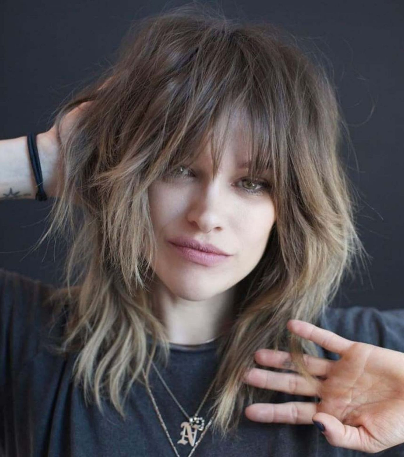 Collarbone Shag With Curtain Bangs Collarbone Shag With Curtain Bangs — Shag Haircut 2027
