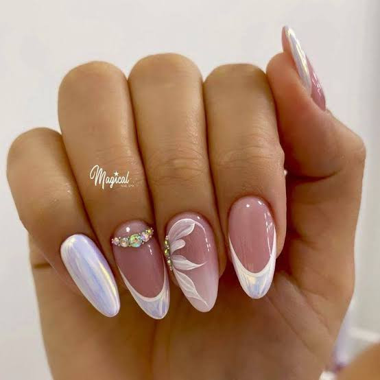 Medium Almond Visual Idea Medium Almond Visual Idea — Almond Press On Nails 2027