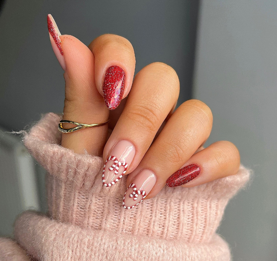 Sheer Pink Red Glitter Candy Cane Nails Sheer Pink Red Glitter Candy Cane Nails — Glitter Christmas Nails 2026
