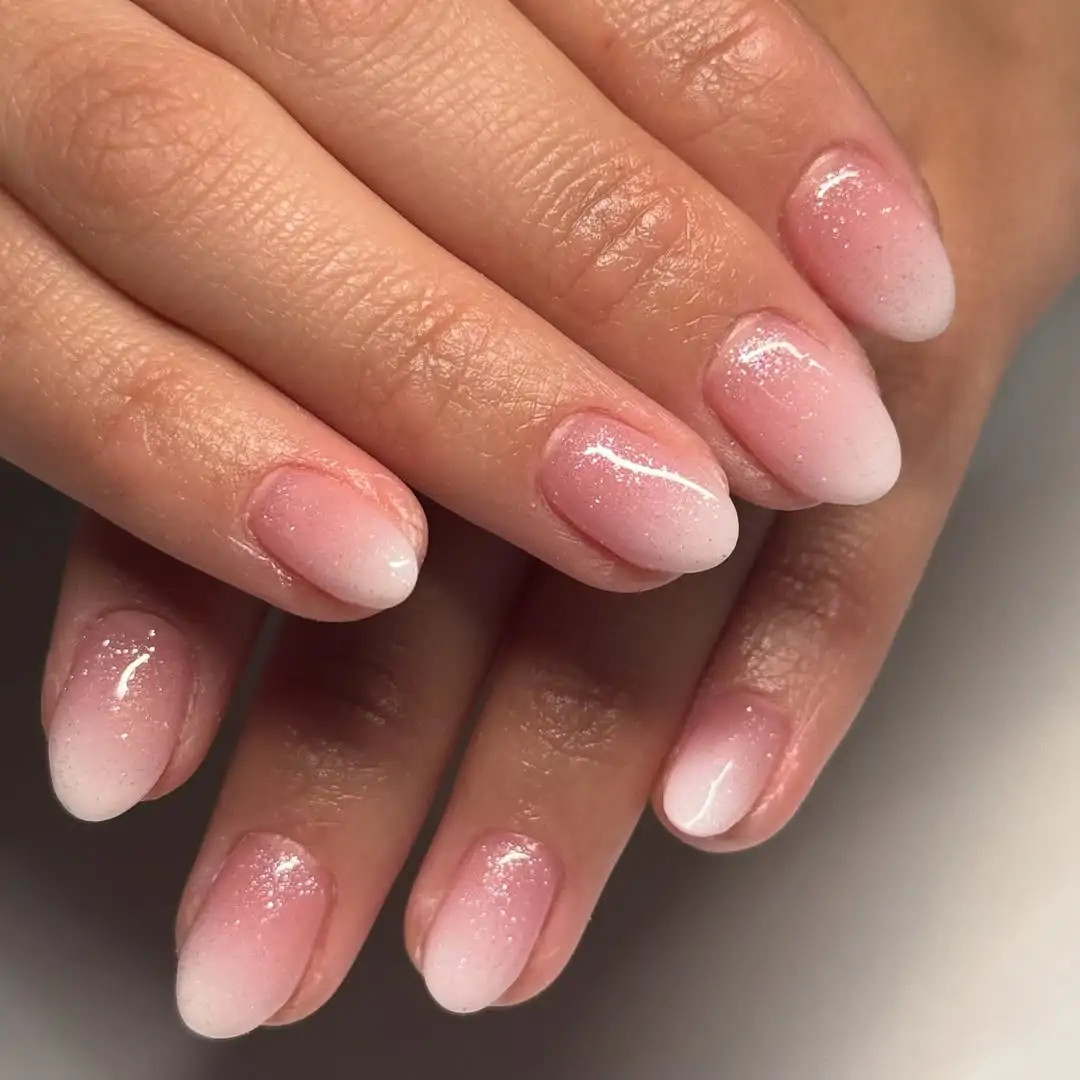 Pink to White Ombre Almond Nails Pink to White Ombre Almond Nails — Bridesmaid Nails Pink 2027
