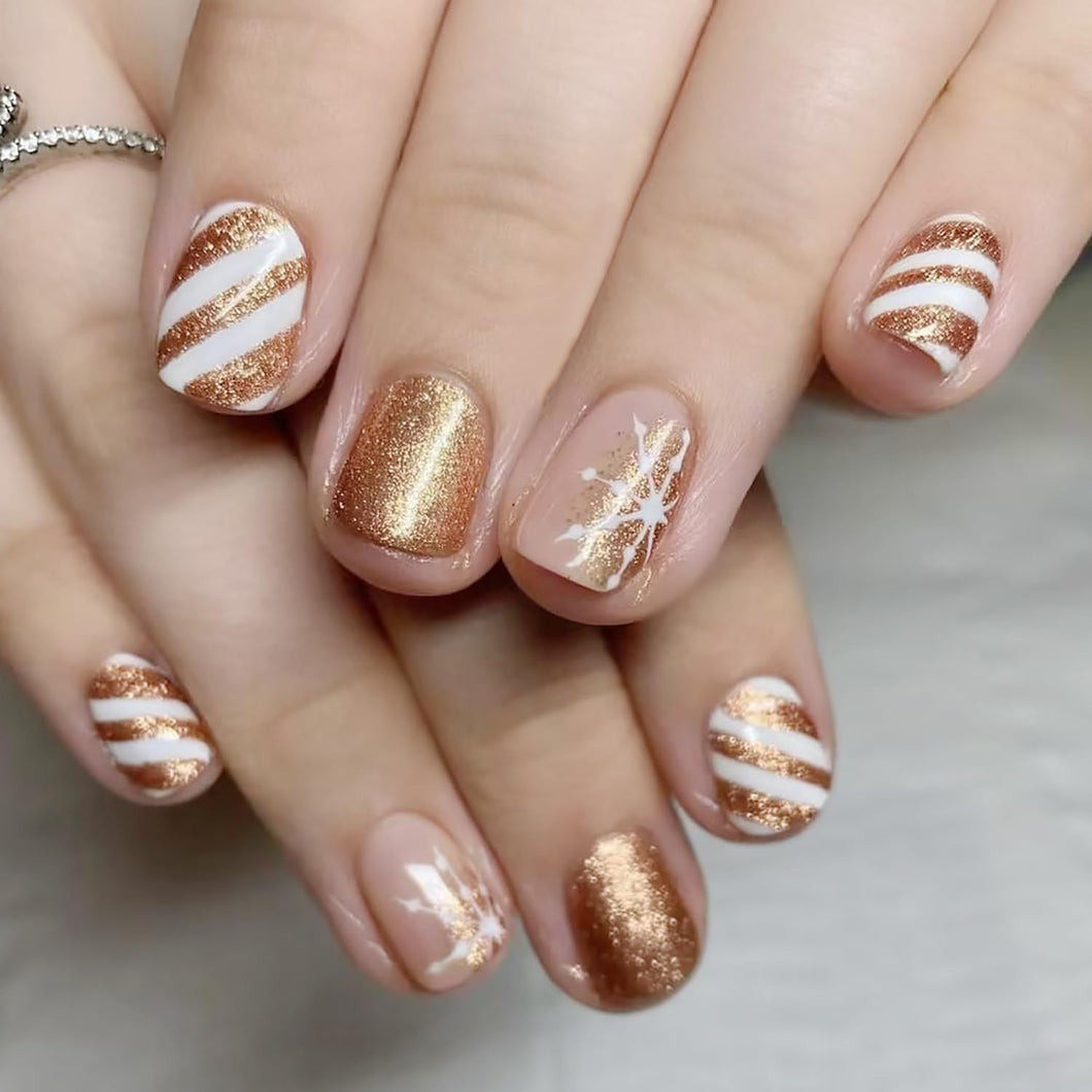 Glitter Visual Idea Glitter Visual Idea — Winter Glitter Nails 2027