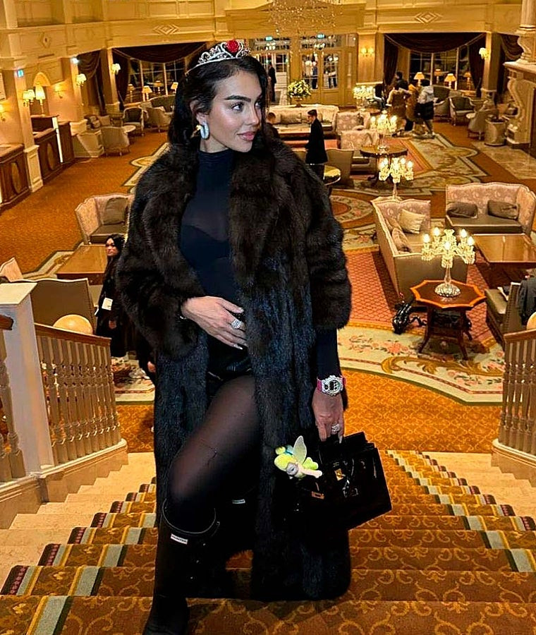 Full-Length Fur with Knee-High Boots Full-Length Fur with Knee-High Boots — Mob Wife Outfits 2027