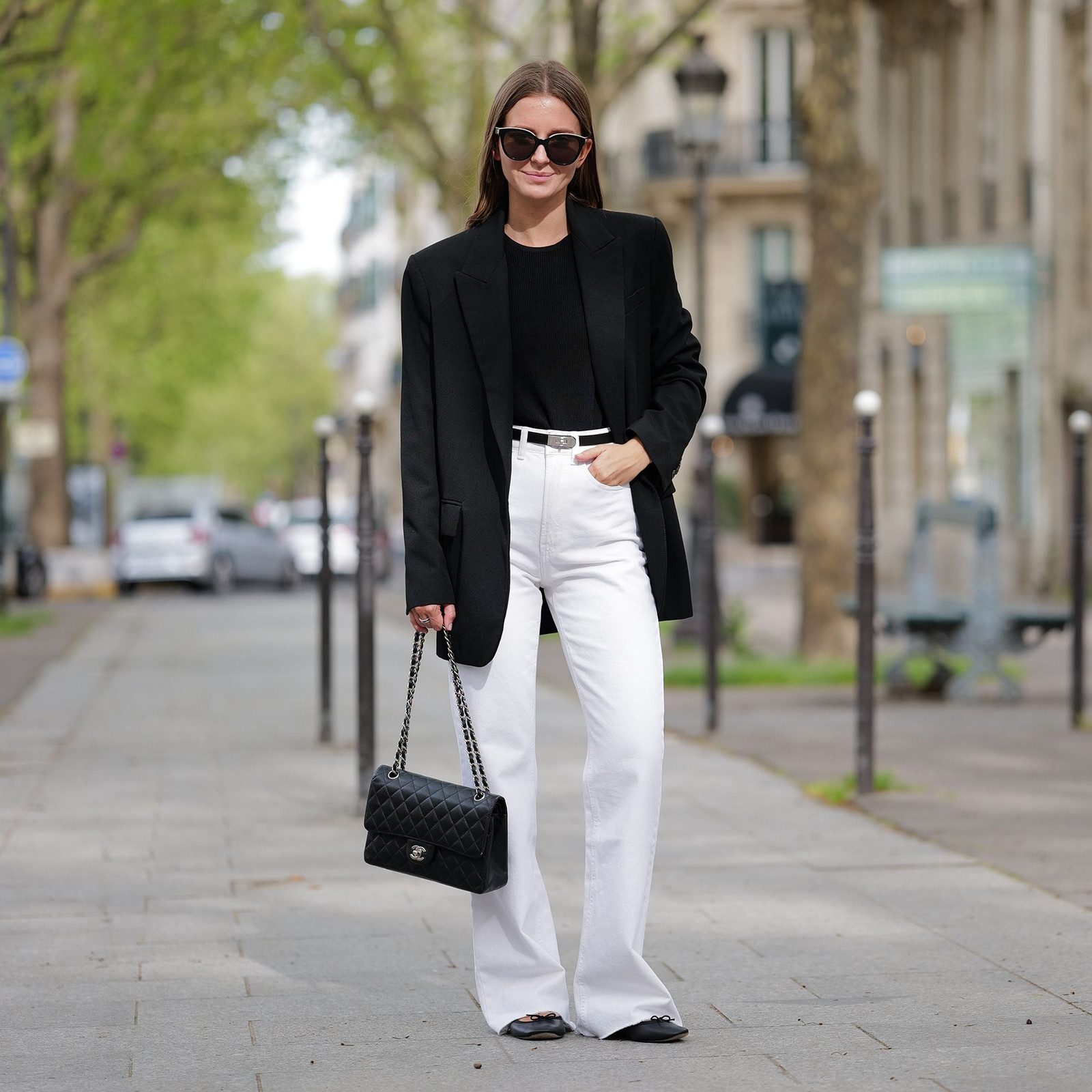 Classic Combination: White Wide-Leg Jeans with Black Blazer and Flats Classic Combination: White Wide-Leg Jeans with Black Blazer and Flats — White Jeans Outfits 2027
