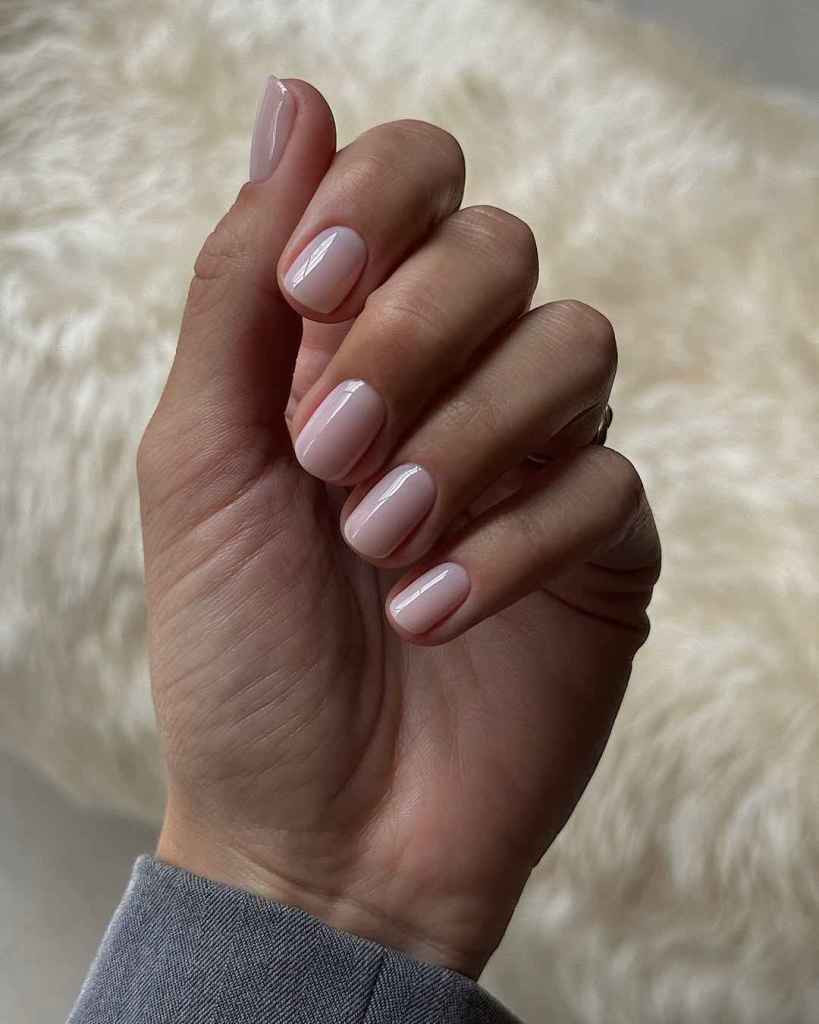 High Gloss Jelly-Like Visual Idea High Gloss Jelly-Like Visual Idea — Short Winter Nails 2027