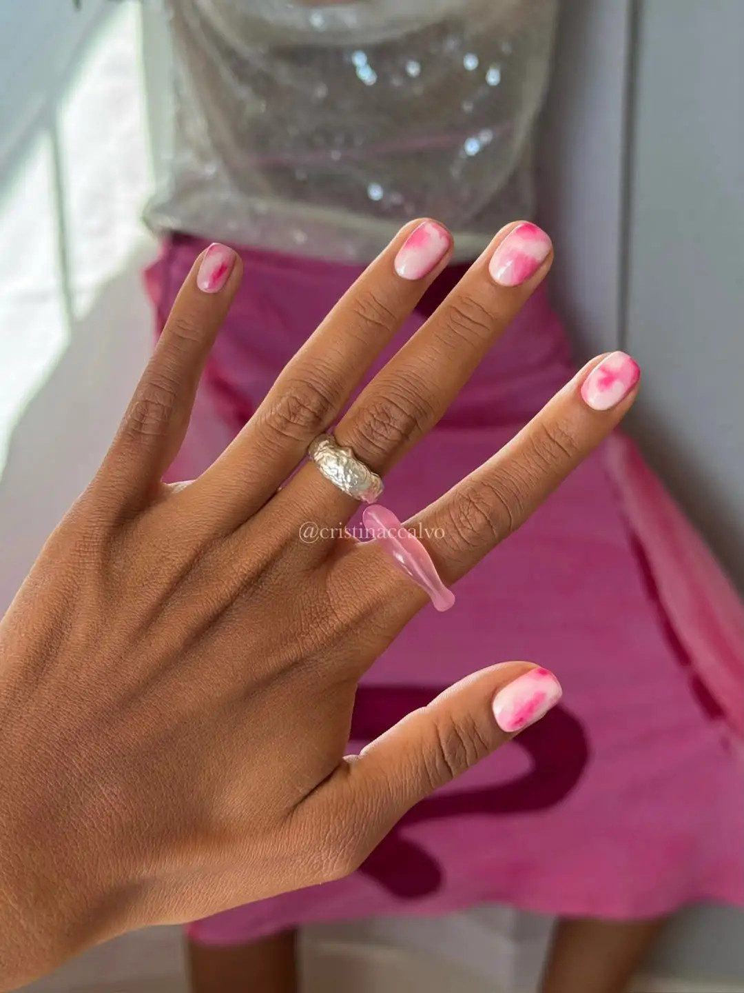 White Base Pink Abstract Marbling Nails White Base Pink Abstract Marbling Nails — Simple Summer Nails 2027