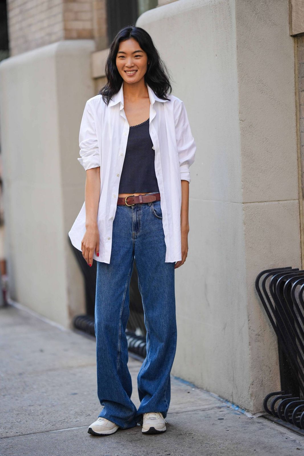 Oversized Shirt and Wide-Leg Denim Oversized Shirt and Wide-Leg Denim — New Balance Outfits 2027