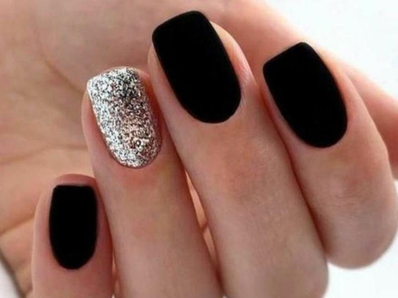Matte Glitter Visual Idea Matte Glitter Visual Idea — Black Nails 2027
