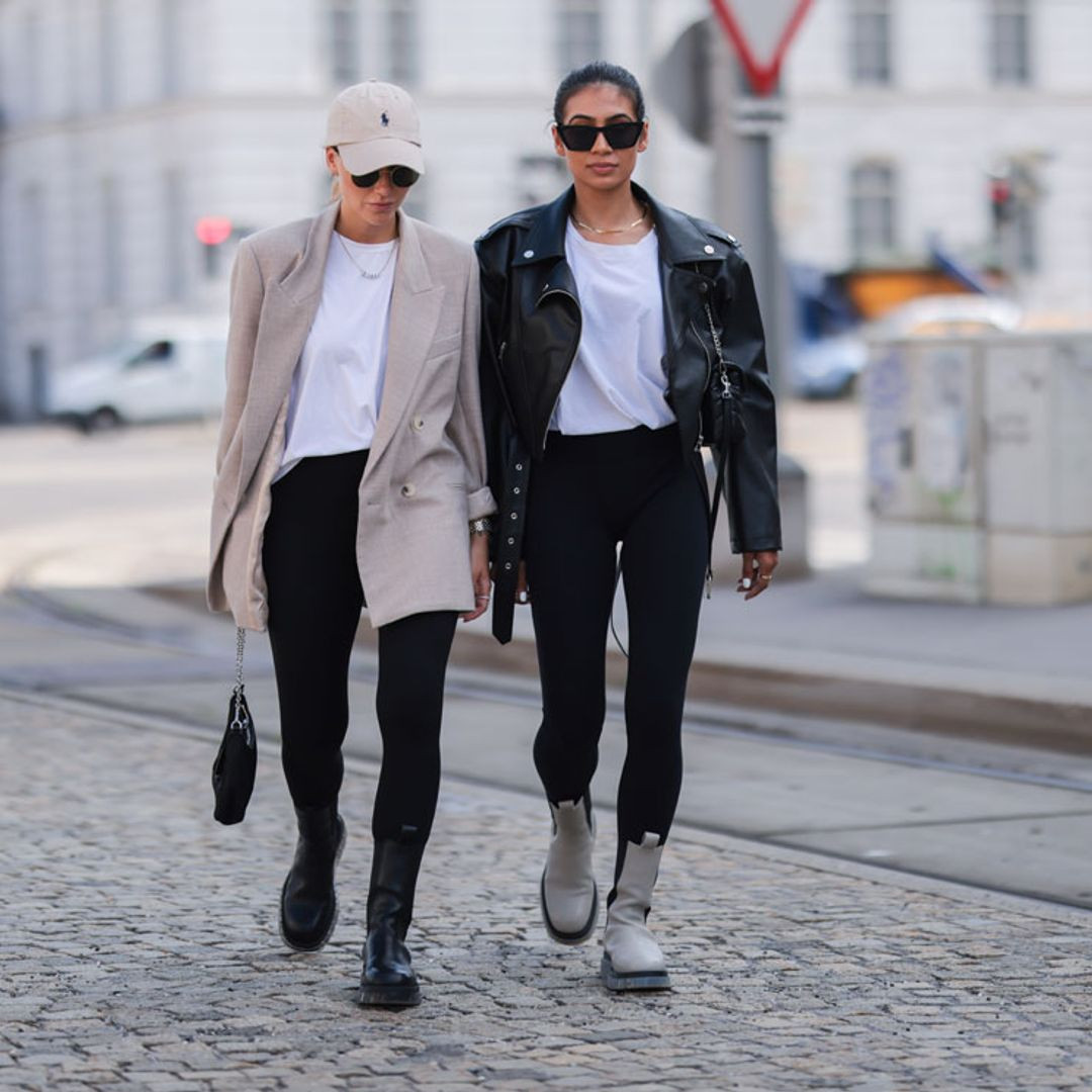 Casual Classic Black Skinny Jeans with Leather Jacket and High Boots — Scene Skinny Jeans Outfits 2027