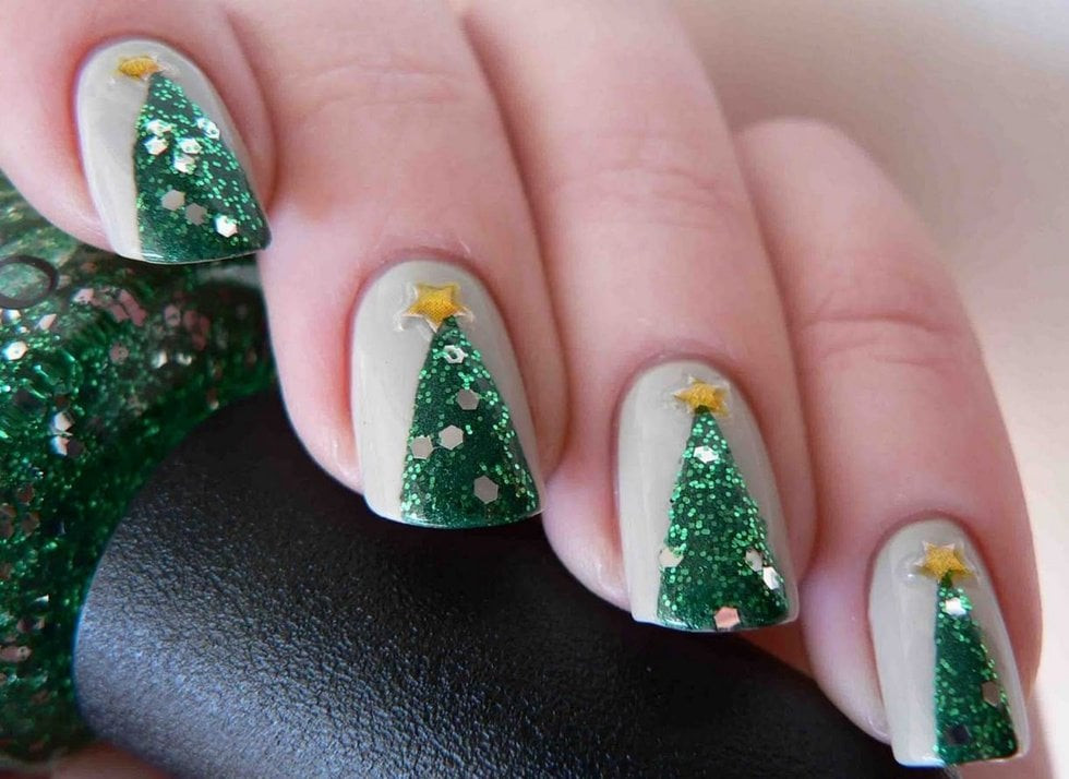 Glitter Green Christmas Tree Square Nails Glitter Green Christmas Tree Square Nails — Christmas Tree Nails 2026