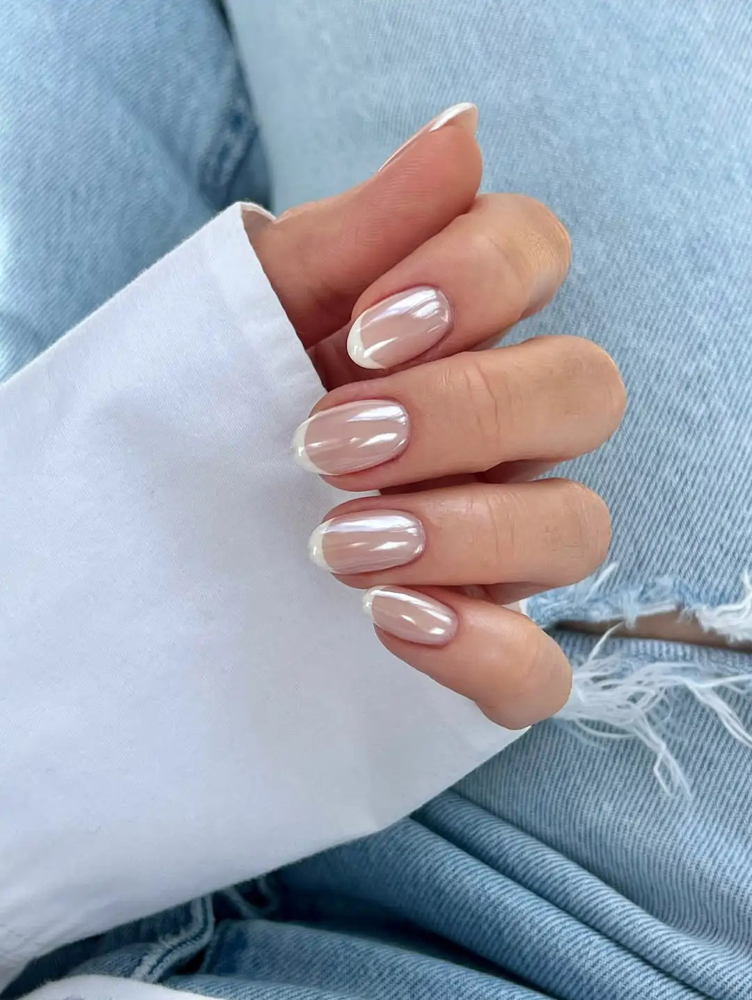 Chrome White French Tip Oval Nails Chrome White French Tip Oval Nails — Summer French Tip Nails 2027