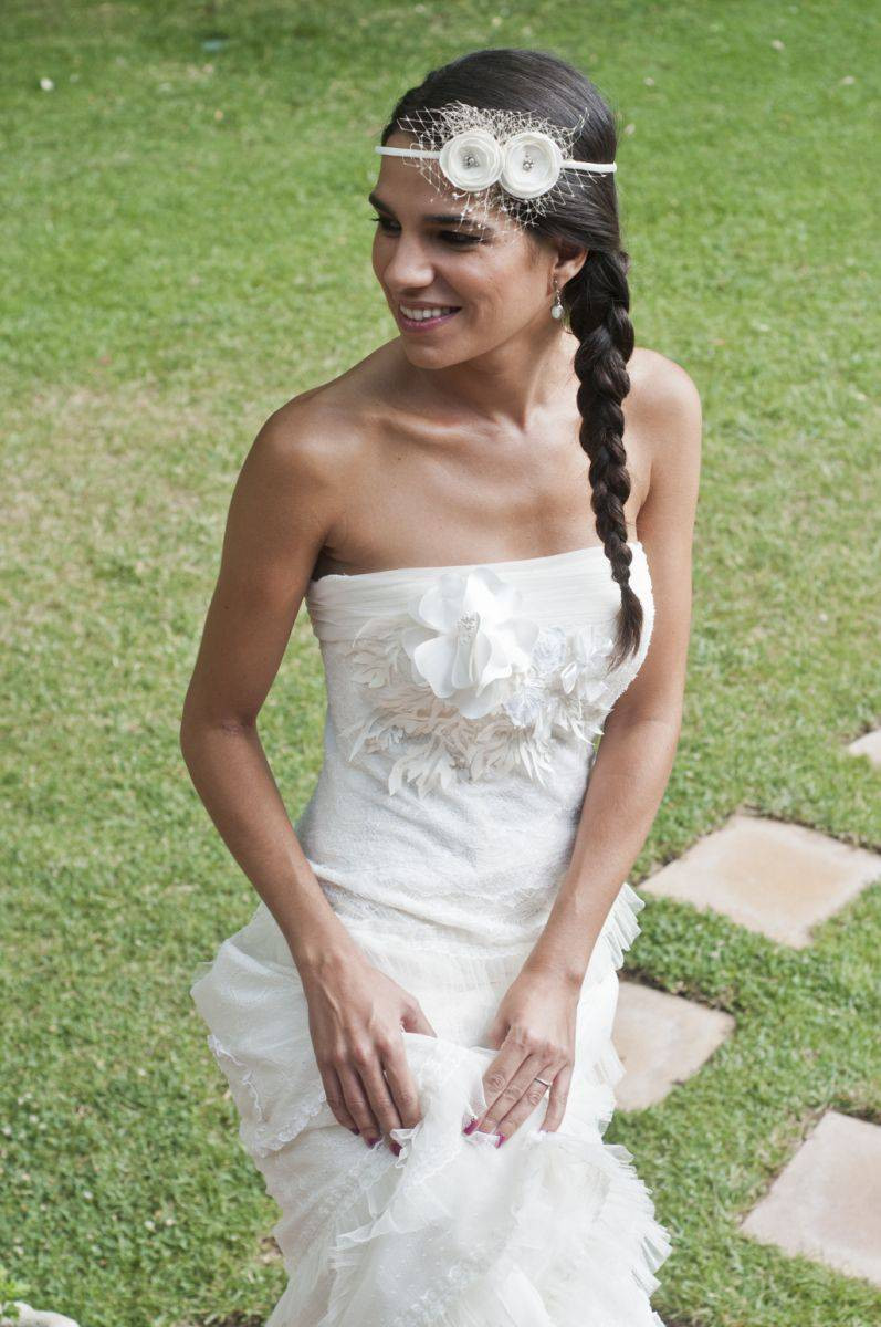 Front View Visual Idea Front View Visual Idea — Winter Wedding Hairstyles 2027