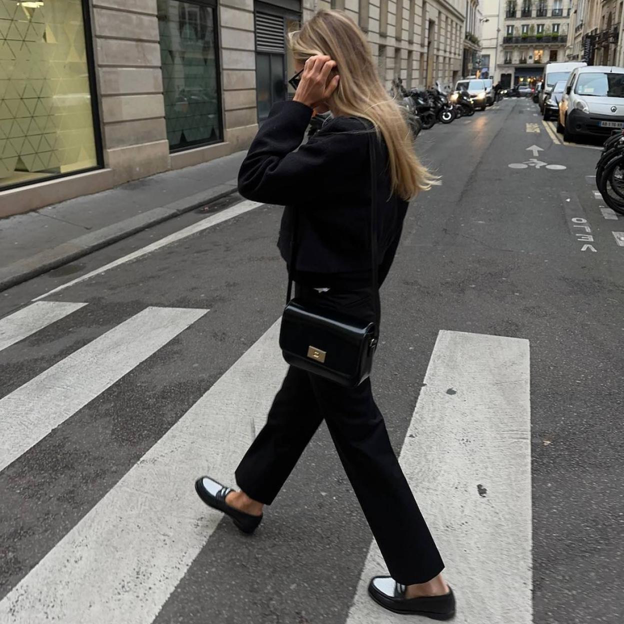 Casual Minimalist Monochrome: Loafers with Cropped Jacket and Wide Trousers Casual Minimalist Monochrome: Loafers with Cropped Jacket and Wide Trousers — Loafer Outfits 2027