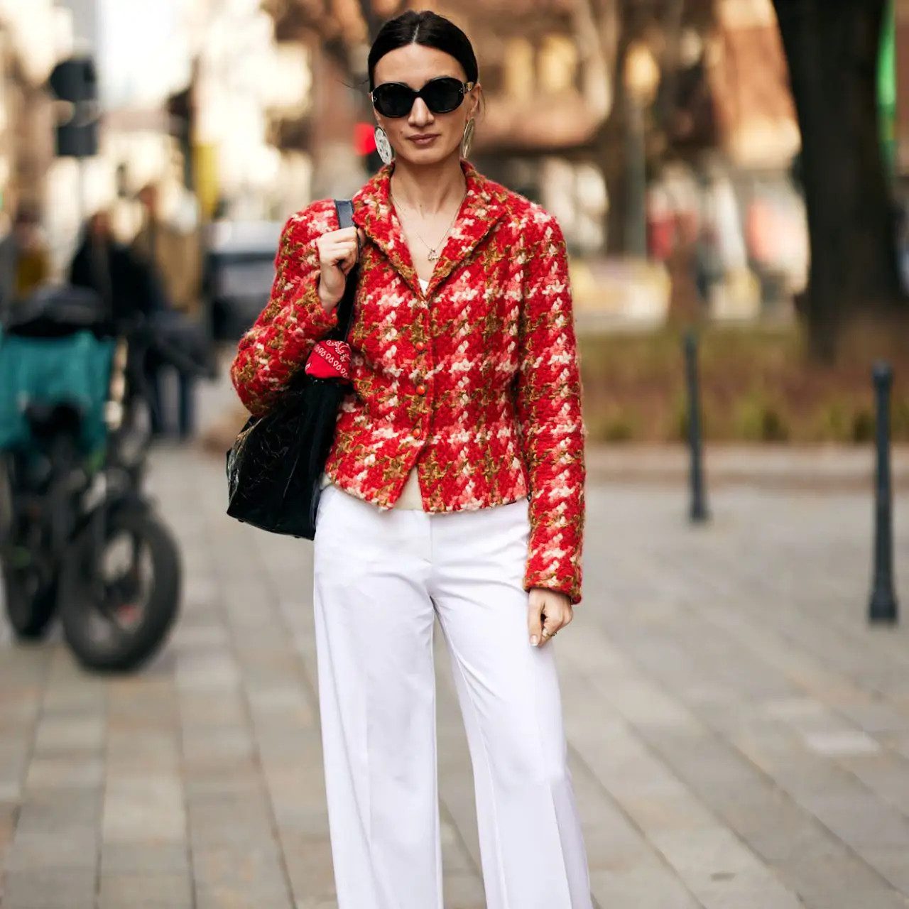 Smart Casual Statement: White Trousers with Tweed Jacket Smart Casual Statement: White Trousers with Tweed Jacket — White Jeans Outfits 2027