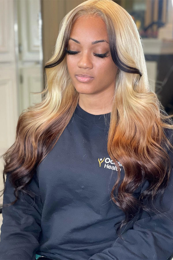 Visual Idea — The Texture Is Wavy And Appears Thick — Blonde Ombre Hair 2027