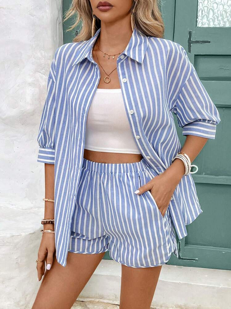 Casual Striped Linen Shorts with Oversized Matching Shirt and White Sandals Casual Striped Linen Shorts with Oversized Matching Shirt and White Sandals — Linen Shorts Outfits 2027