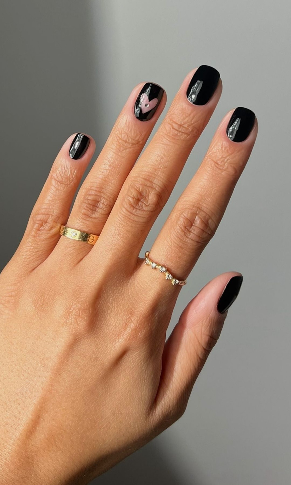Glossy Black with Pink Heart Accent Glossy Black with Pink Heart Accent — Dark Nails 2027