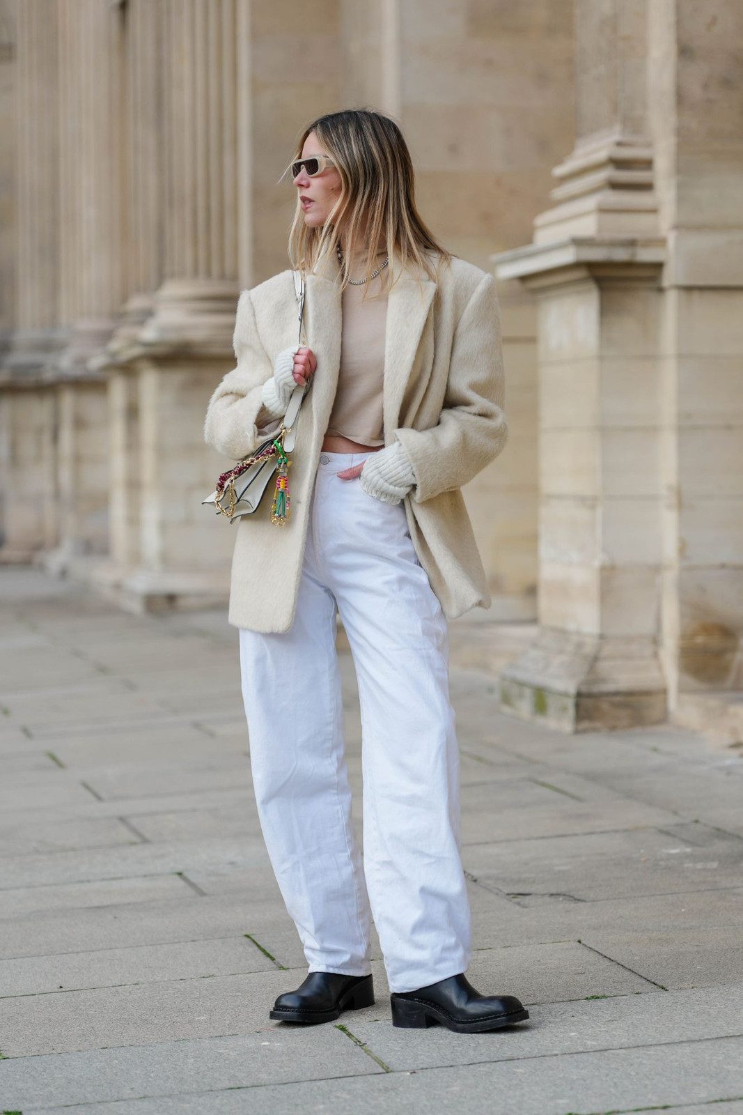 Chic Beige Ensemble: White Wide-Leg Jeans with Oversized Blazer Chic Beige Ensemble: White Wide-Leg Jeans with Oversized Blazer — White Jeans Outfits 2027