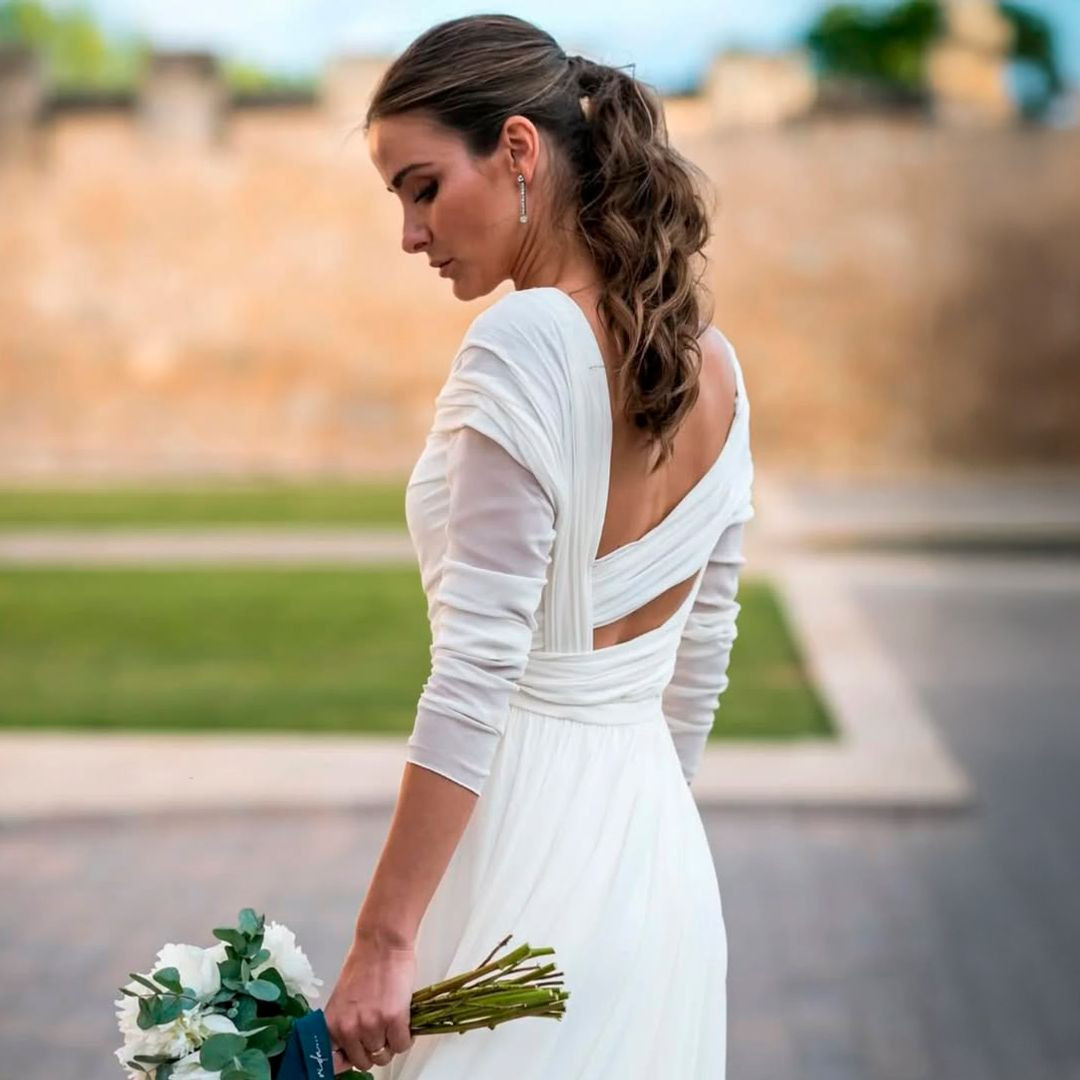 Mid-Back Textured Ponytail With Soft Waves Mid-Back Textured Ponytail With Soft Waves — Prom Ponytail Hairstyles 2027