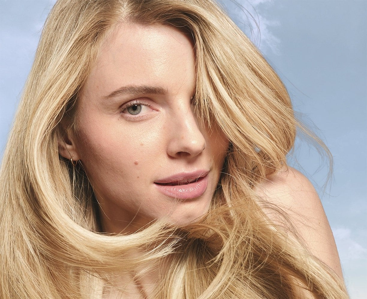 Front View Close Crop Visual Idea — Blonde Hair Colors 2027