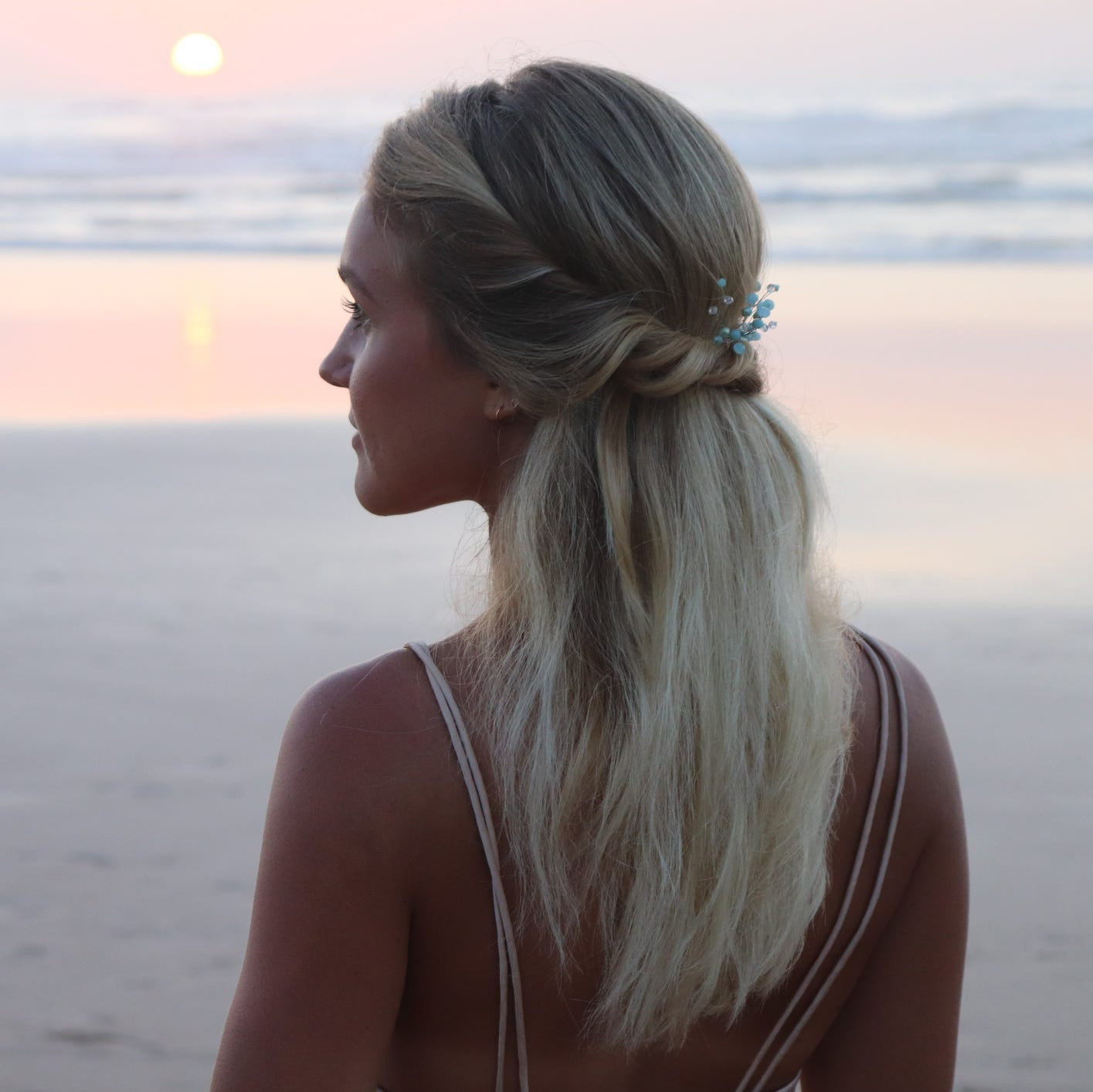 Ash Blonde Half-Up With Braided Detail Ash Blonde Half-Up With Braided Detail — Cruise Hairstyles 2027